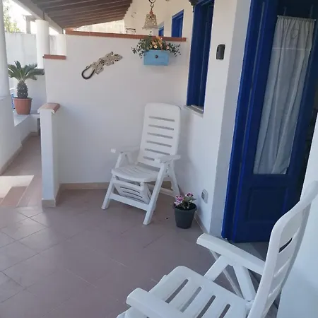 Casa Gambale Al Porto * Vulcano (Isola)